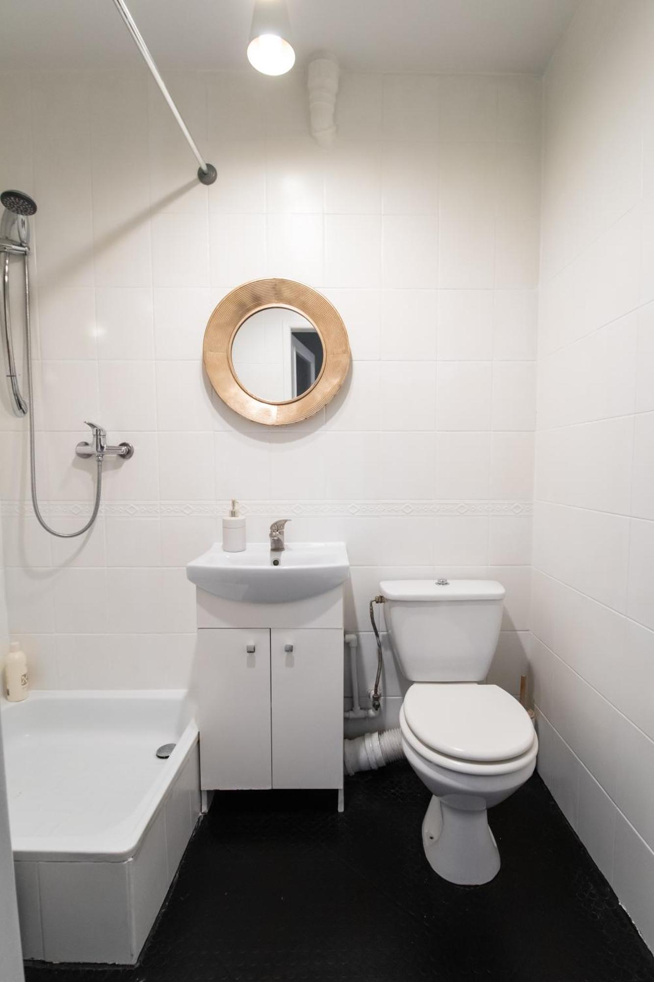 Piotrapartments - Daleka Cozy Train&Airport Apartment Varşovia Exterior foto