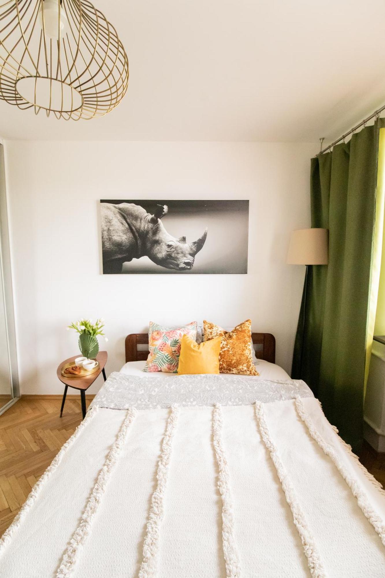 Piotrapartments - Daleka Cozy Train&Airport Apartment Varşovia Exterior foto